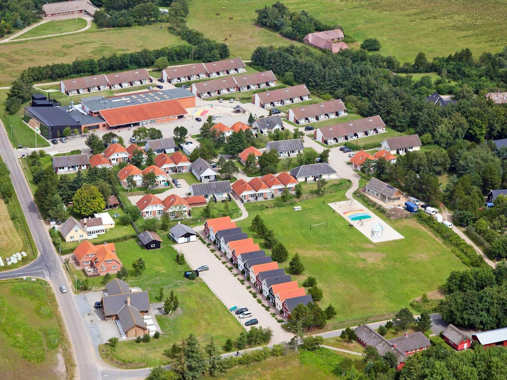 6 Person Holiday Home On A Holiday Park In Bl Vand Blavand Bagian luar foto