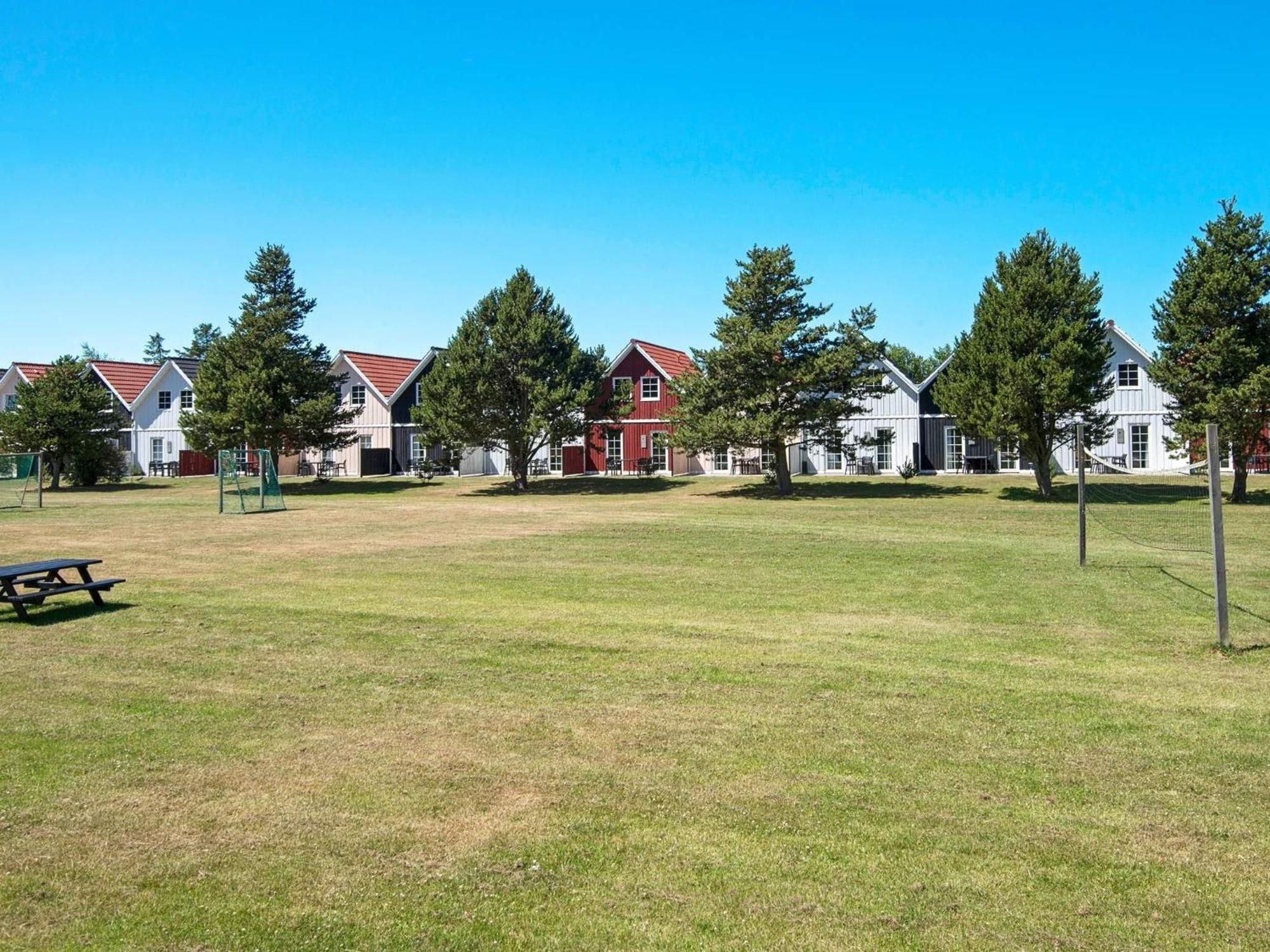 6 Person Holiday Home On A Holiday Park In Bl Vand Blavand Bagian luar foto